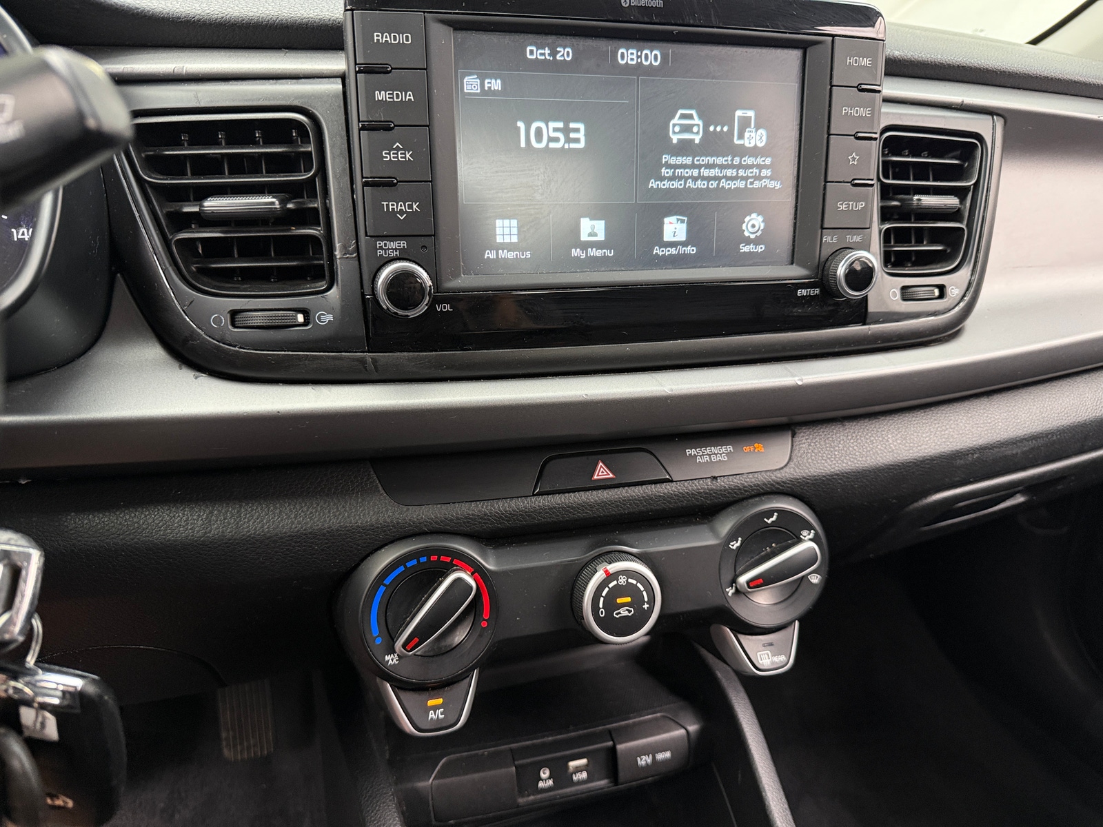 Thumbnail: 2020 Kia Rio - 4