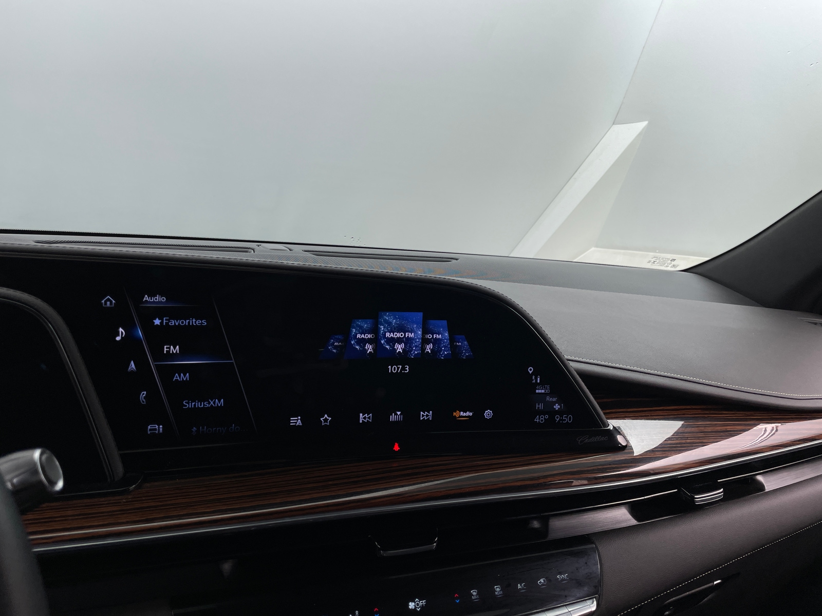 Thumbnail: 2024 Cadillac Escalade - 3