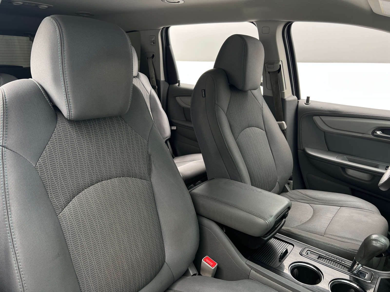 Thumbnail: 2017 Chevrolet Traverse - 2