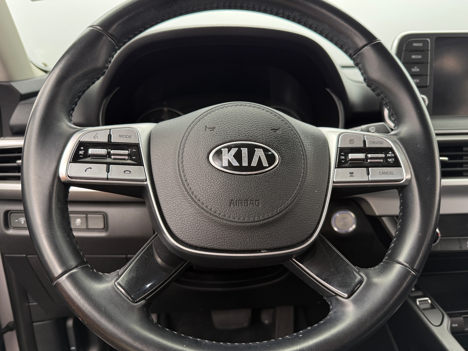 Thumbnail: 2021 Kia Telluride - 4