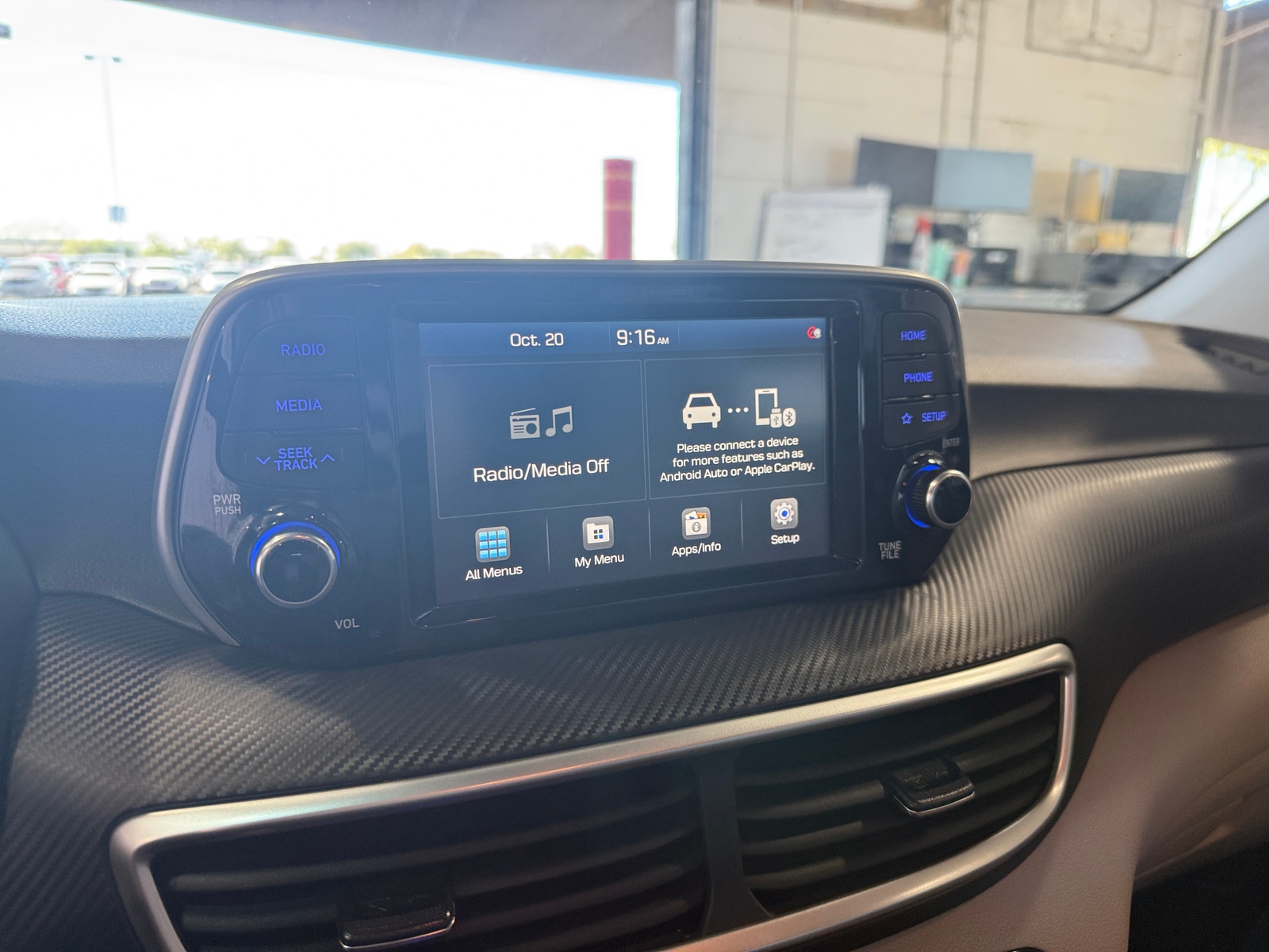 Thumbnail: 2020 Hyundai Tucson - 4