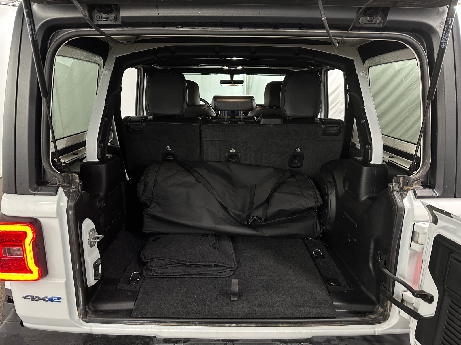 Thumbnail: 2023 Jeep Wrangler - 6