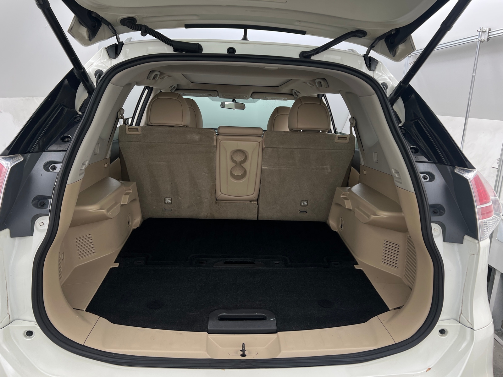 Thumbnail: 2016 Nissan Rogue - 6