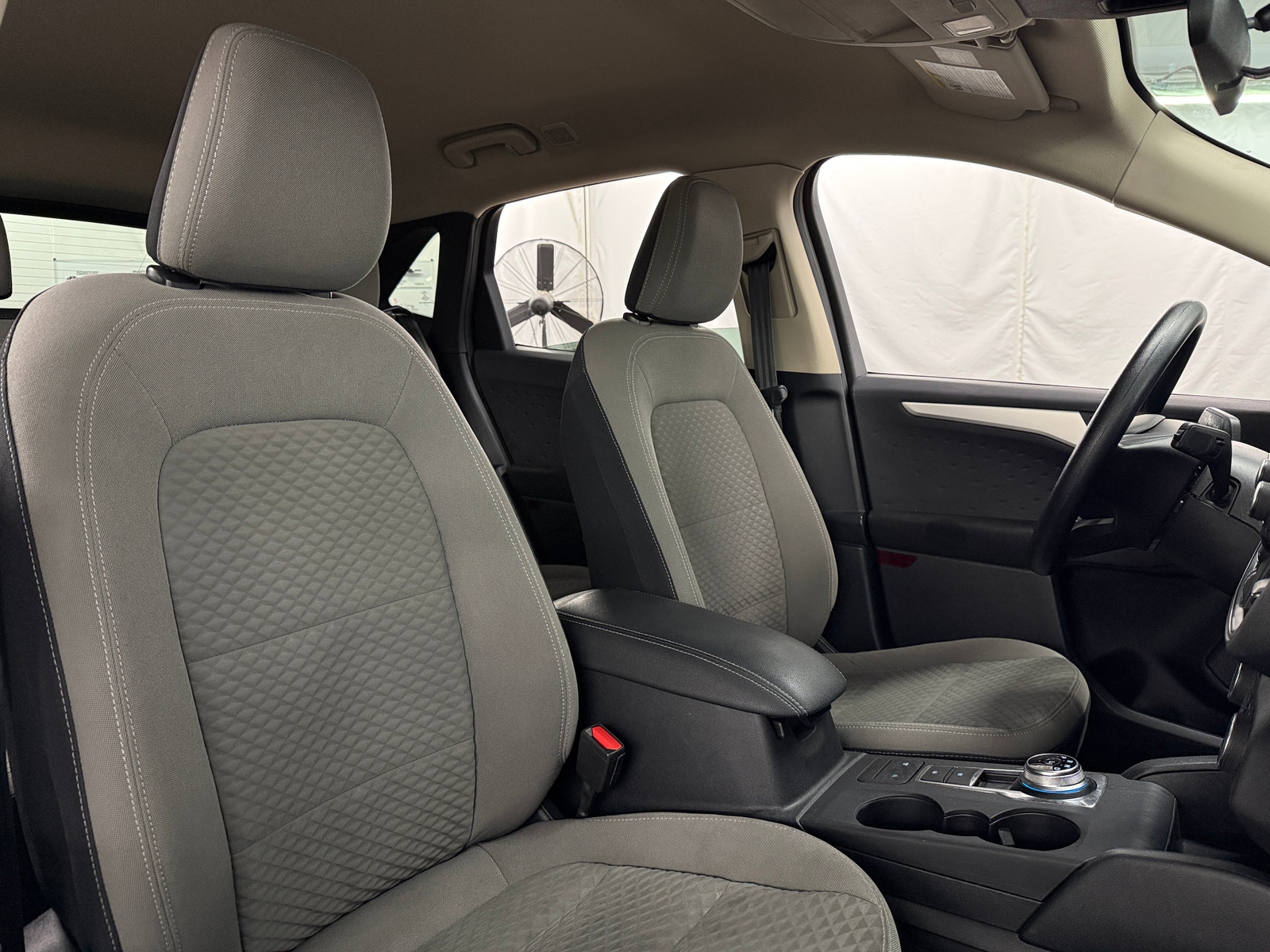 Thumbnail: 2020 Ford Escape - 2