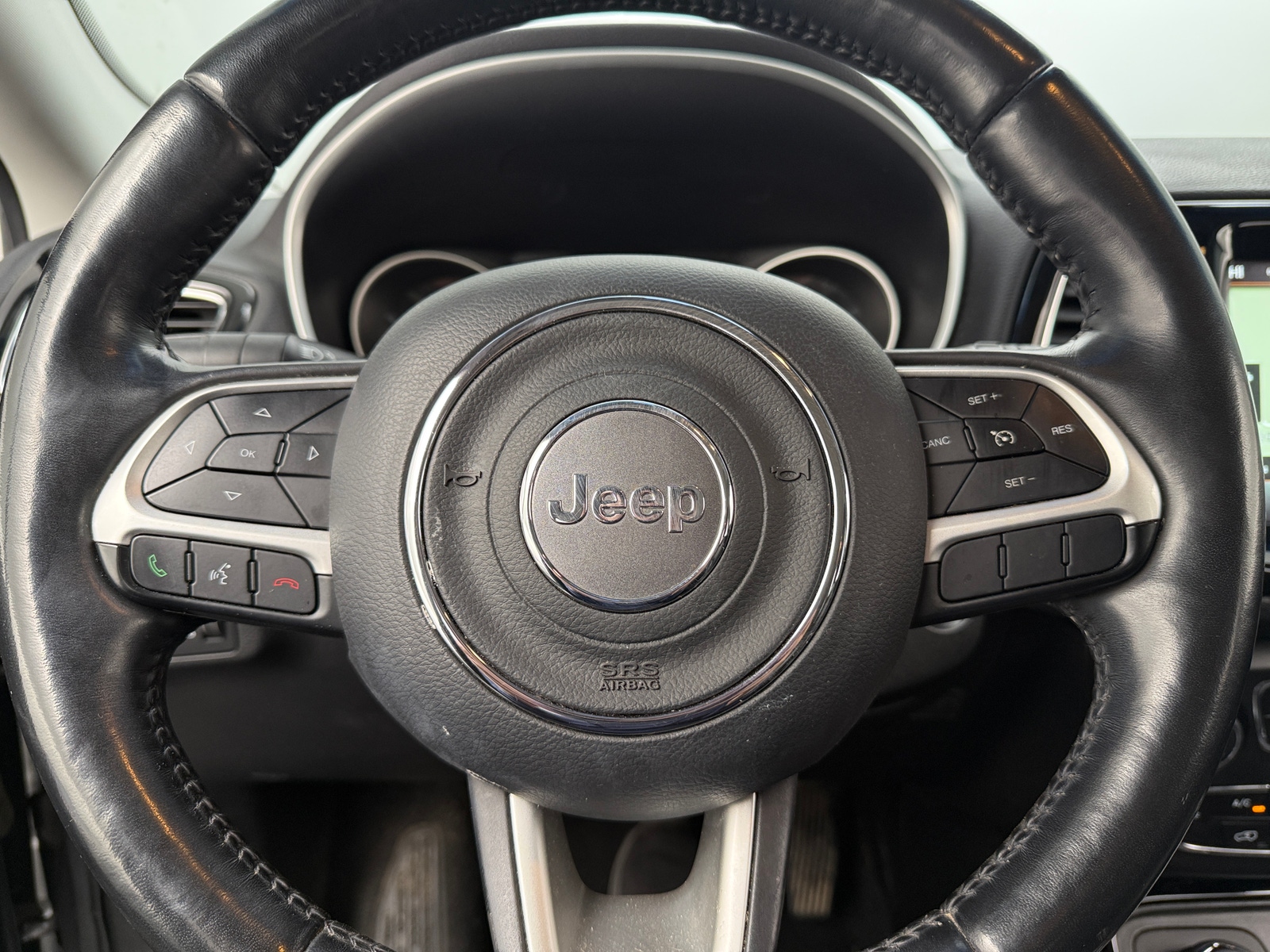 Thumbnail: 2018 Jeep Compass - 4