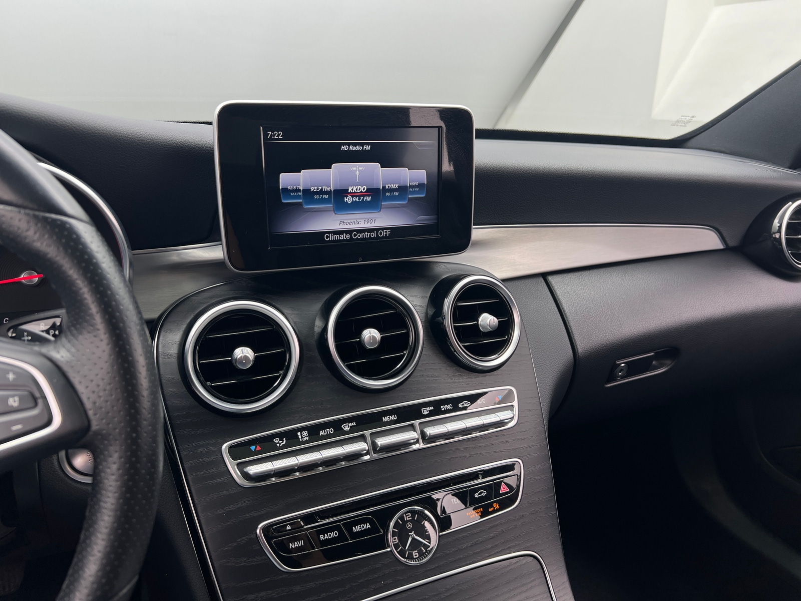 Thumbnail: 2018 Mercedes-Benz C-Class - 3