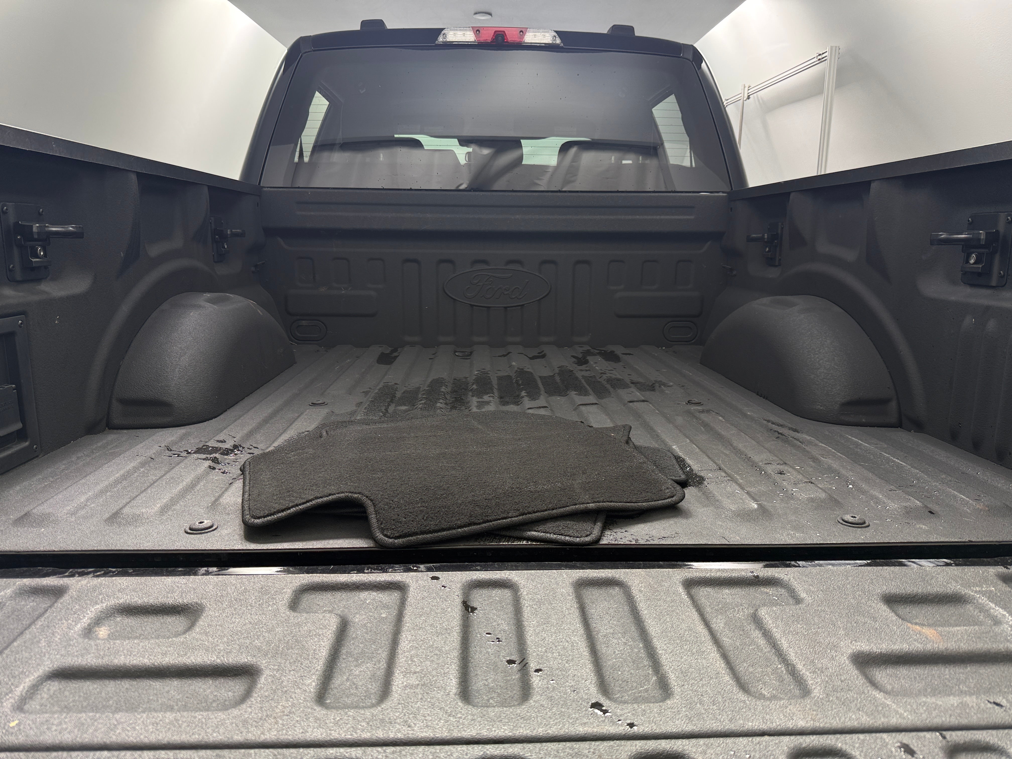 Used 2023 Ford F-150 Lightning XLT with VIN 1FTVW1EL5PWG23747 for sale in Oak Creek, WI