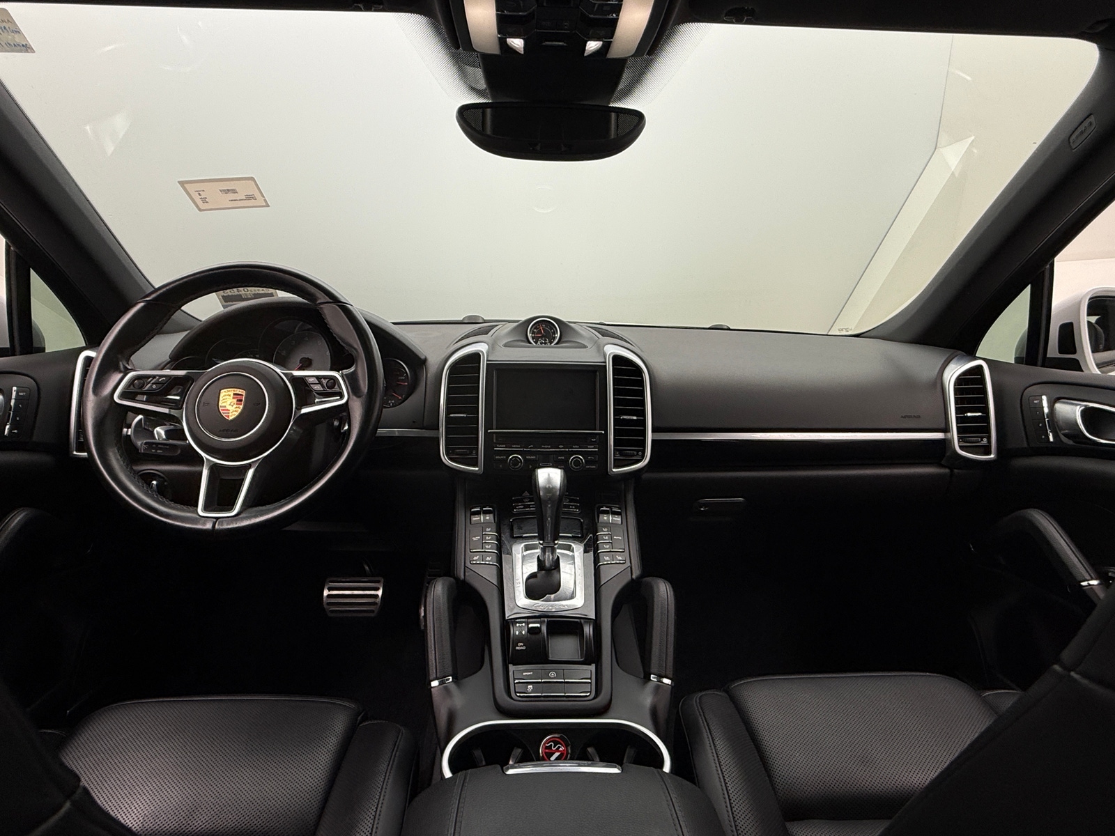 Thumbnail: 2016 Porsche Cayenne - 2