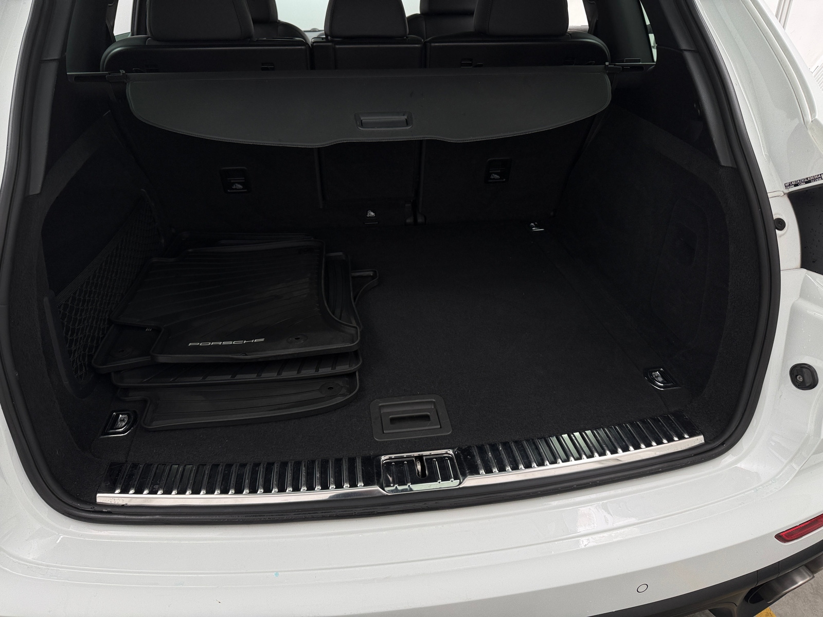 Thumbnail: 2016 Porsche Cayenne - 6