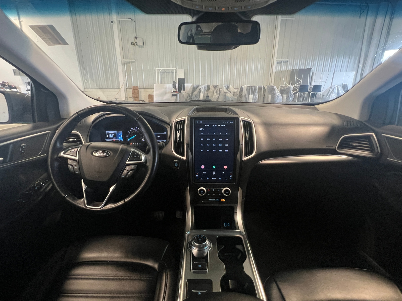 Thumbnail: 2022 Ford Edge - 2