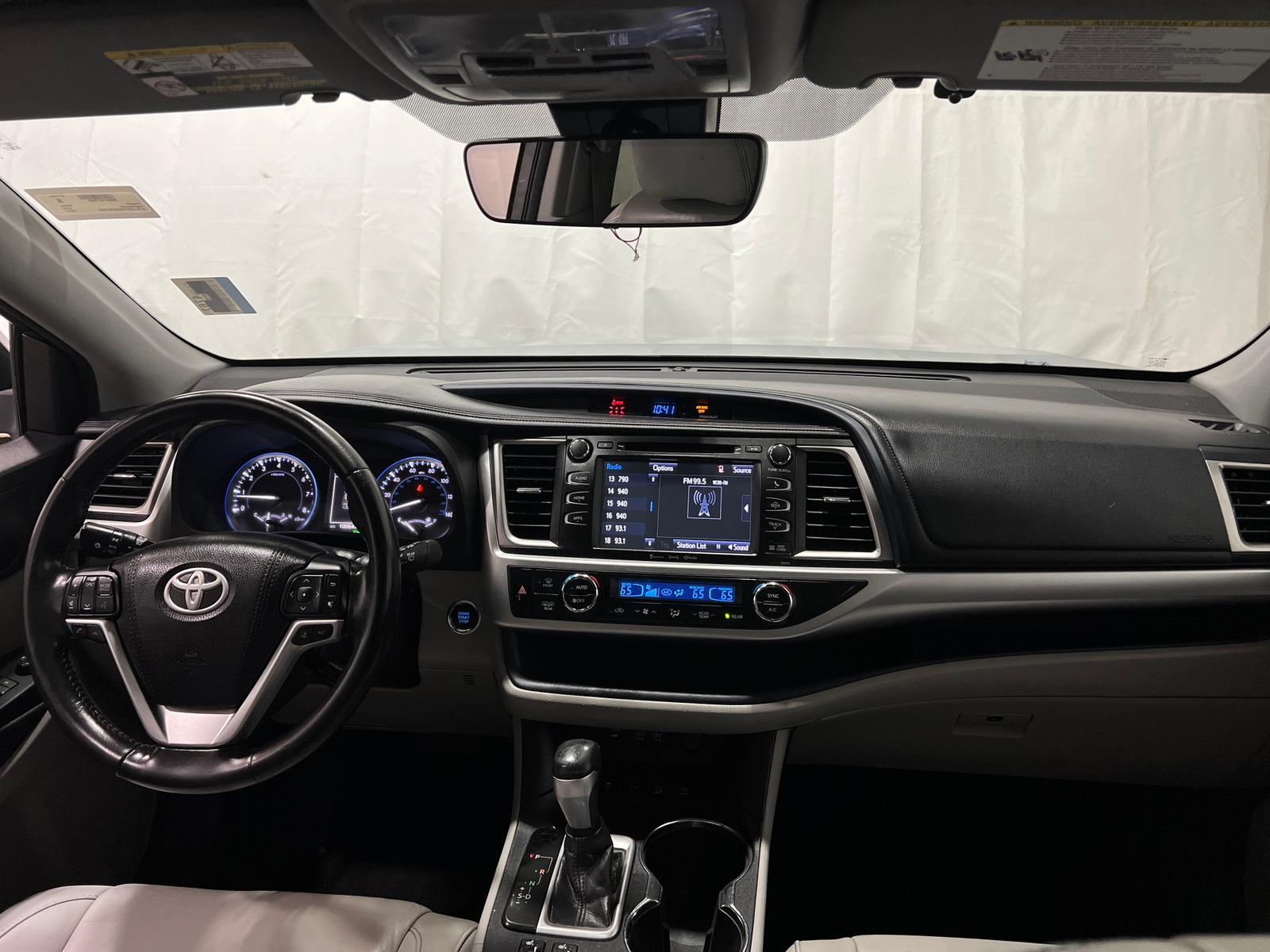 Thumbnail: 2017 Toyota Highlander - 2