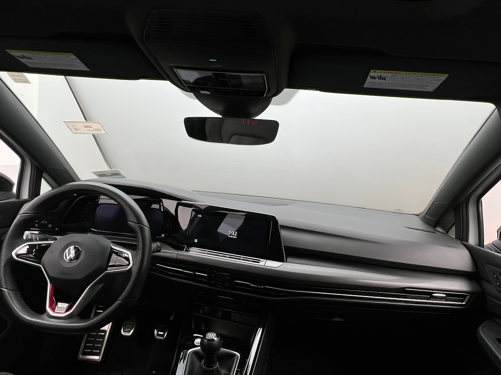 Thumbnail: 2023 Volkswagen Golf - 2
