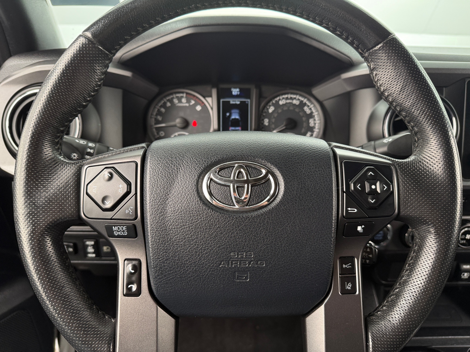 Thumbnail: 2018 Toyota Tacoma - 5