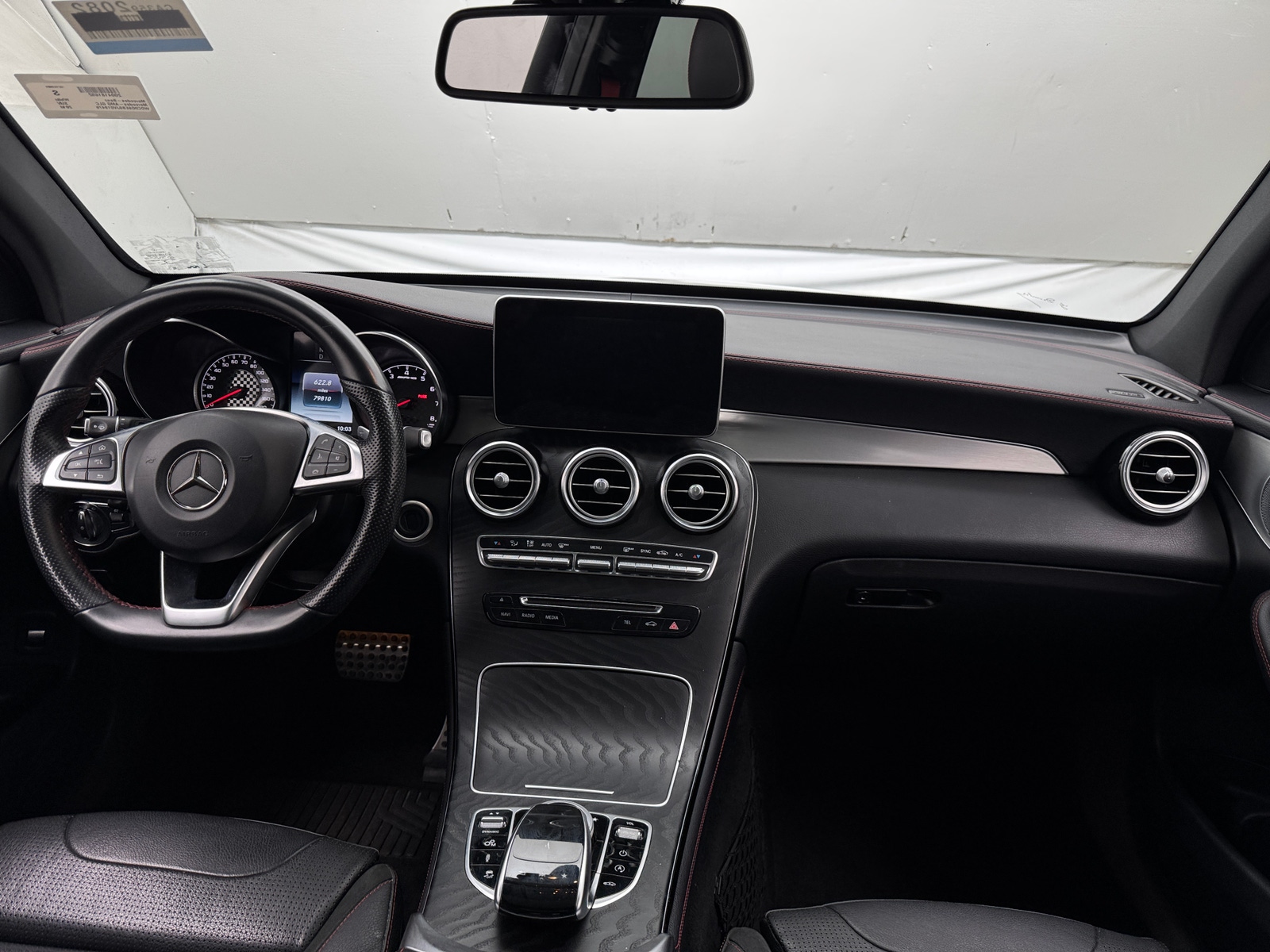 Thumbnail: 2018 Mercedes-Benz GLC - 2