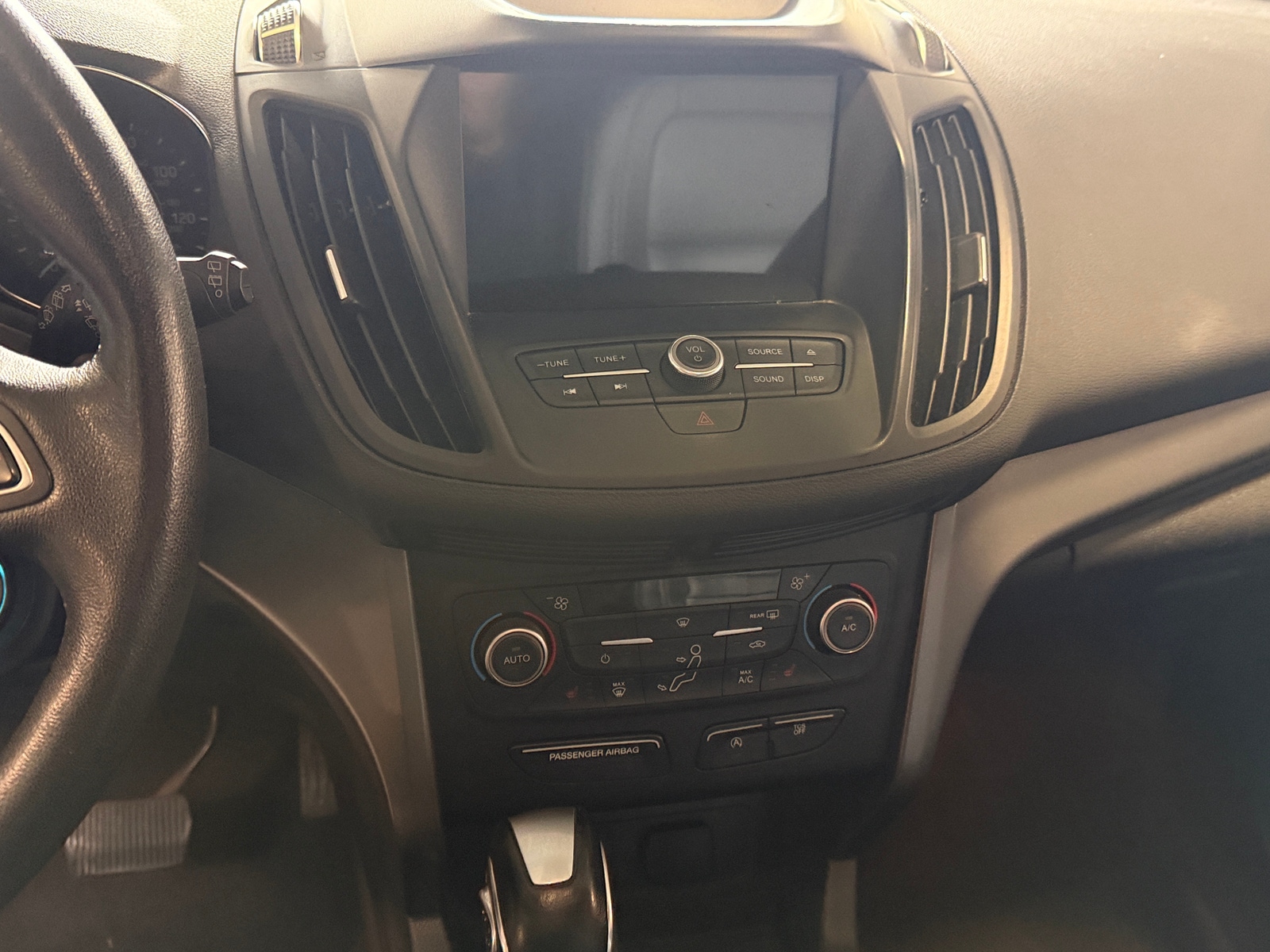 Thumbnail: 2018 Ford Escape - 3