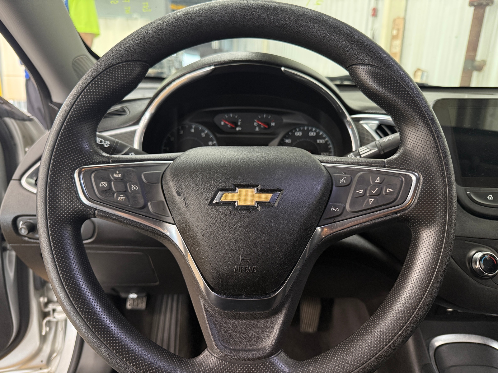 Thumbnail: 2021 Chevrolet Malibu - 5