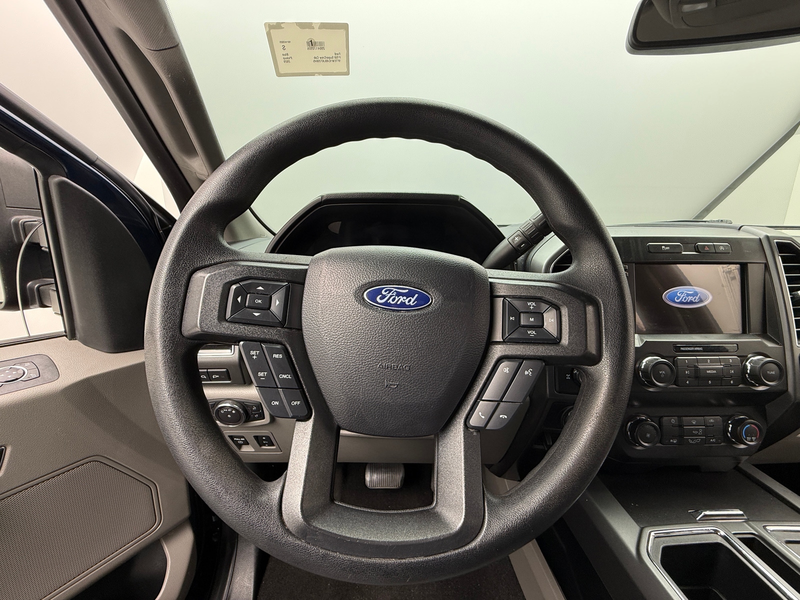 Thumbnail: 2020 Ford Econoline - 5