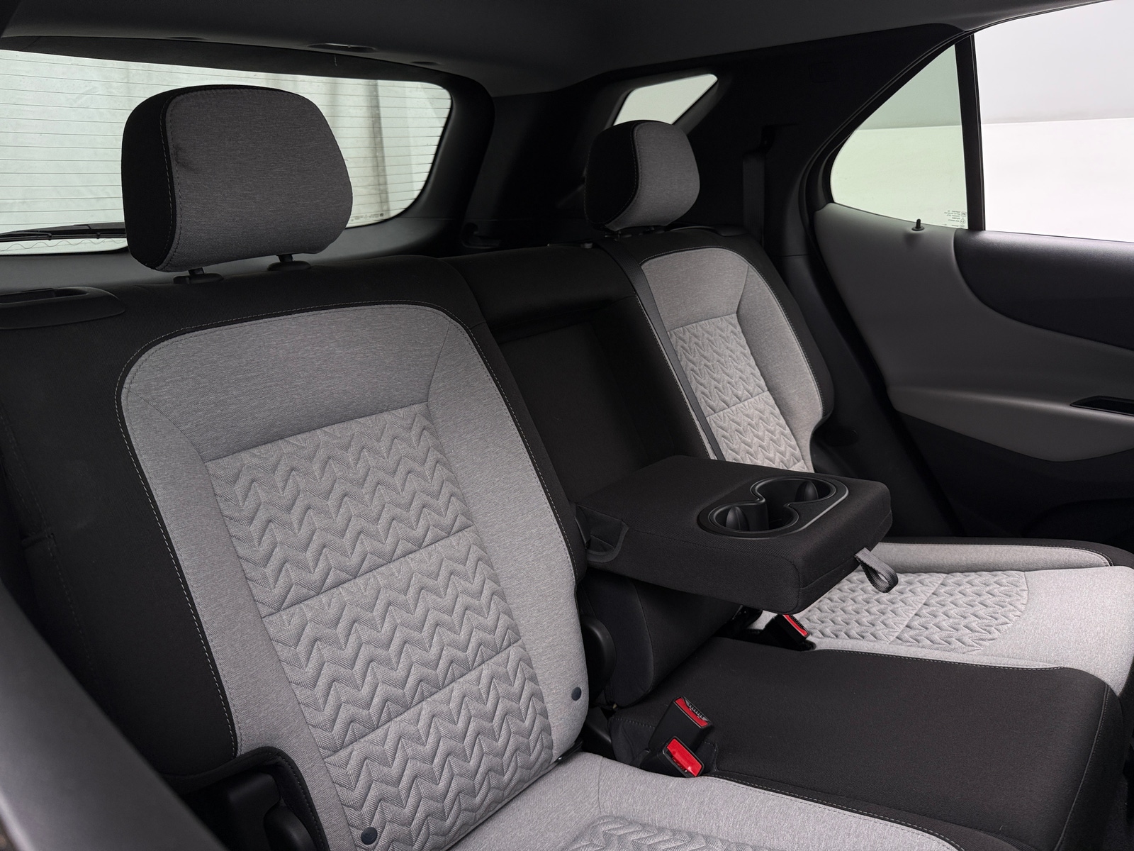 Thumbnail: 2023 Chevrolet Equinox - 6