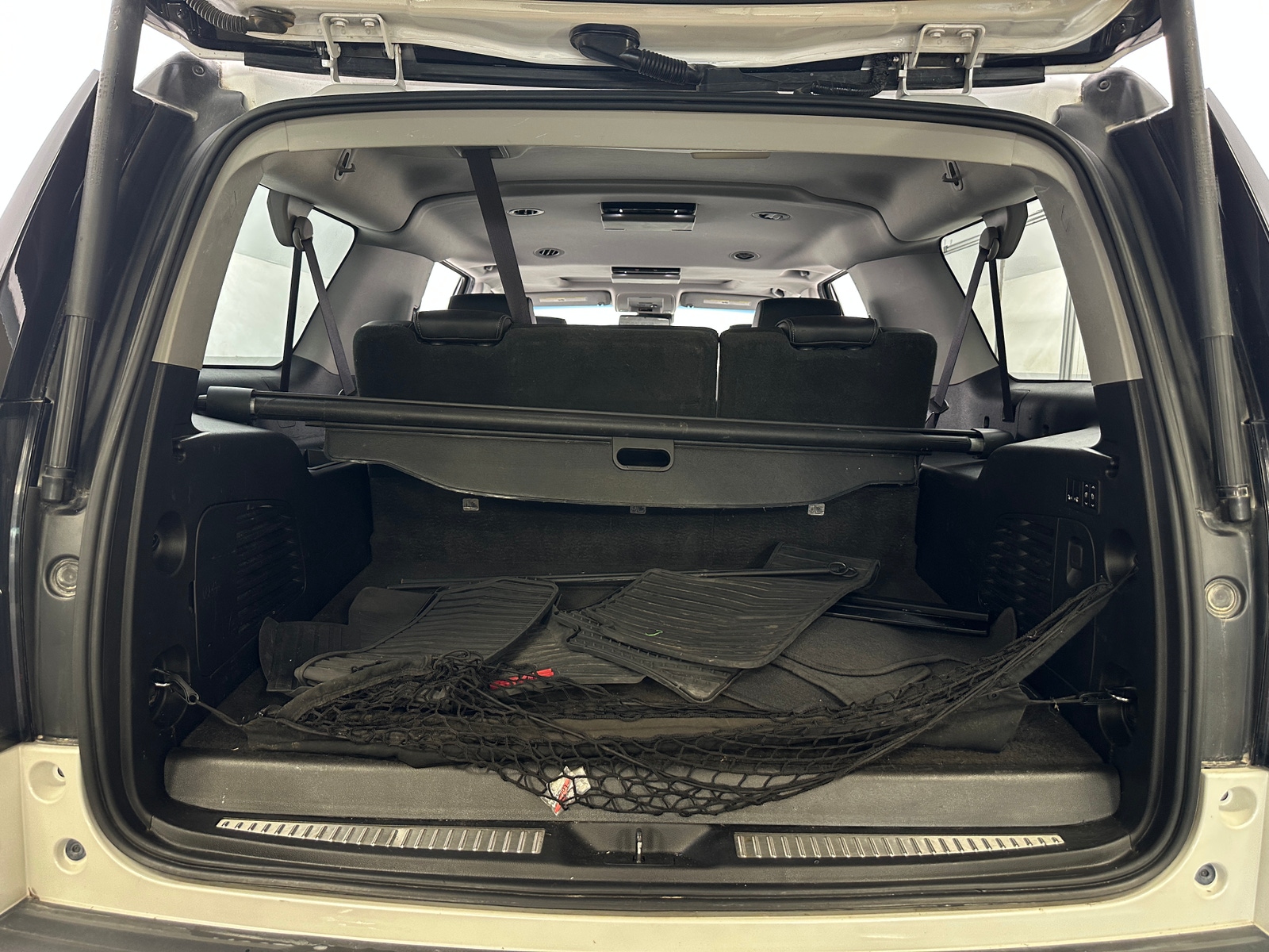 Thumbnail: 2017 GMC Yukon XL - 6