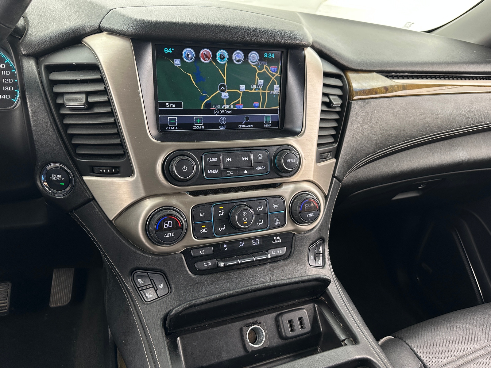 Thumbnail: 2017 GMC Yukon XL - 3
