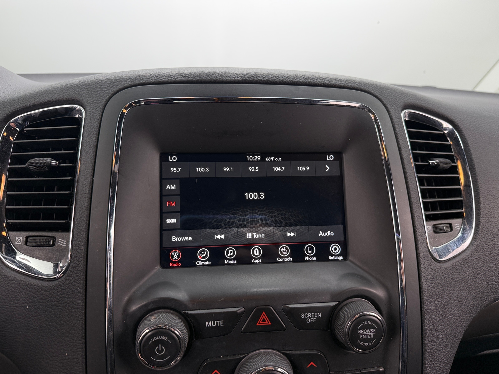 Thumbnail: 2018 Dodge Durango - 4