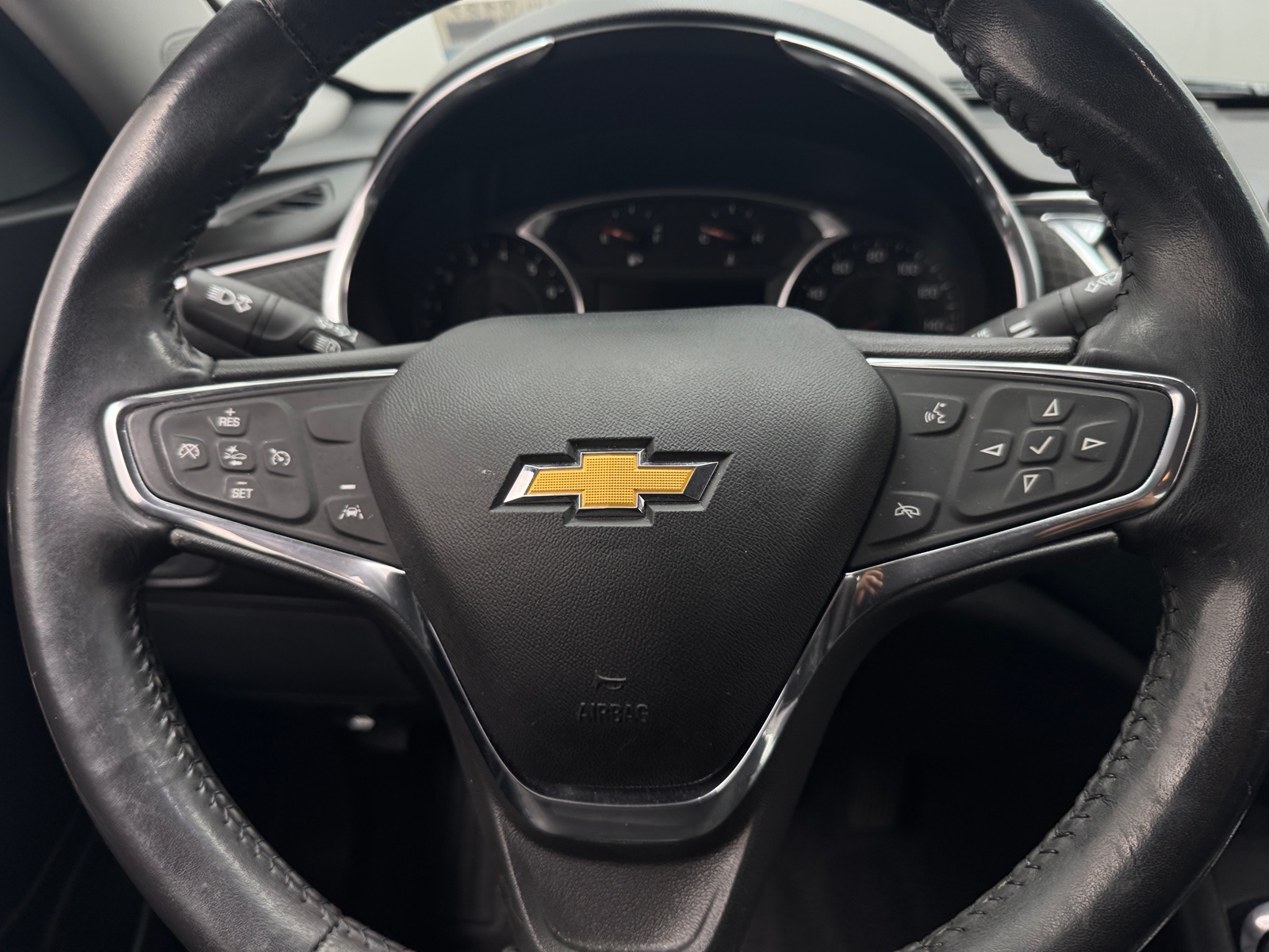 Thumbnail: 2018 Chevrolet Malibu - 5