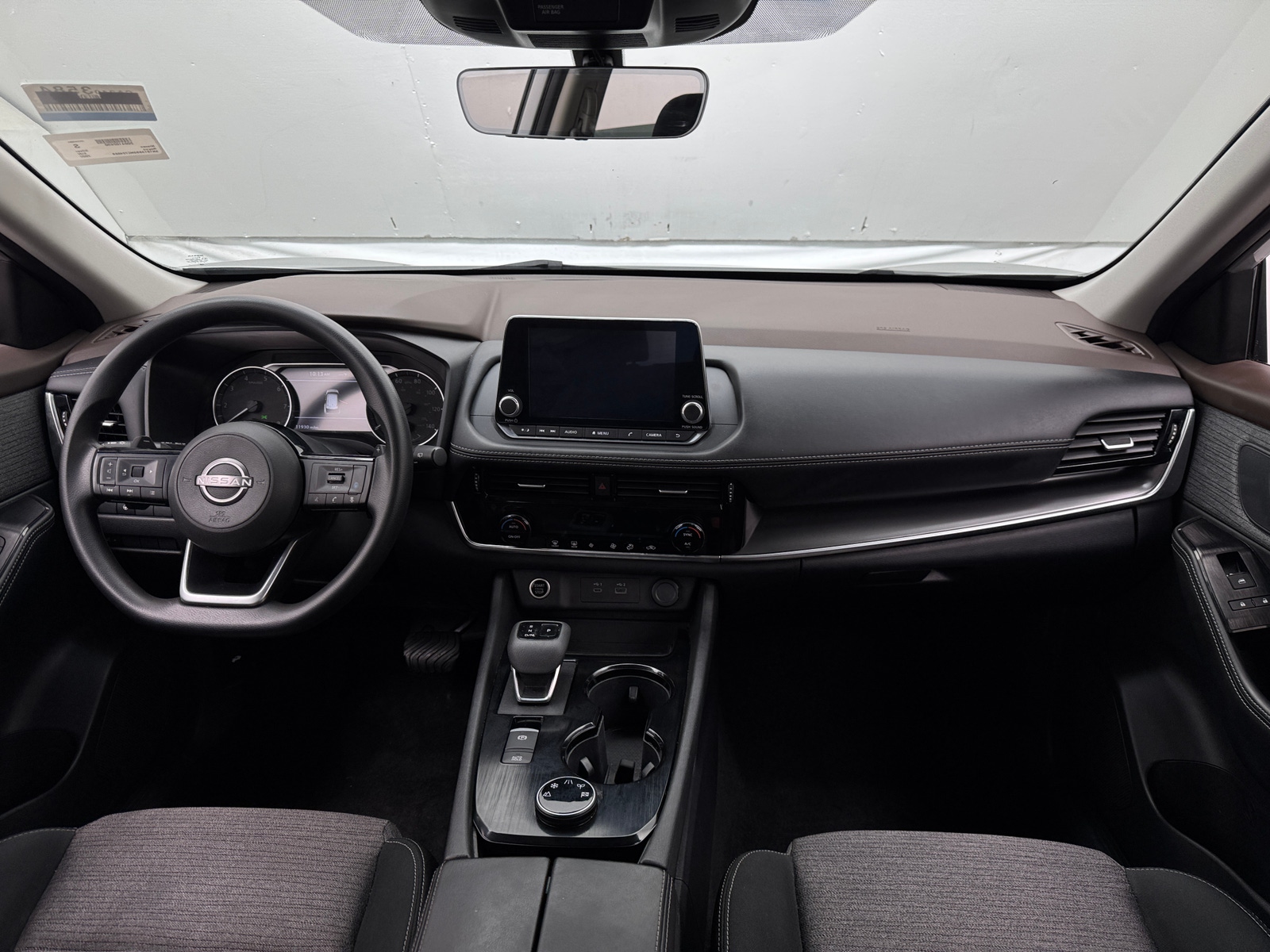 Thumbnail: 2022 Nissan Rogue - 3