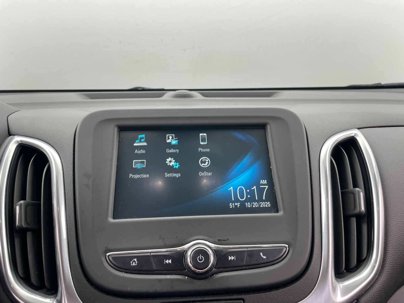 Thumbnail: 2018 Chevrolet Equinox - 4