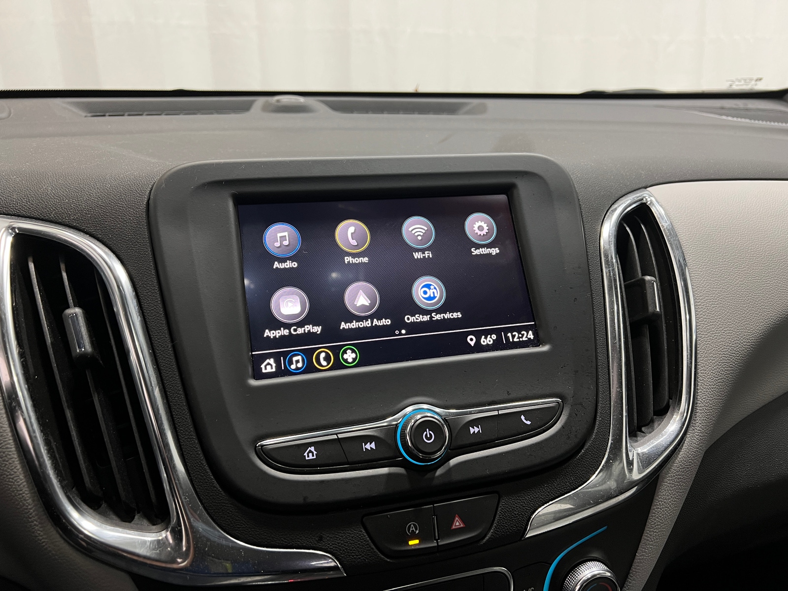 Thumbnail: 2024 Chevrolet Equinox - 4