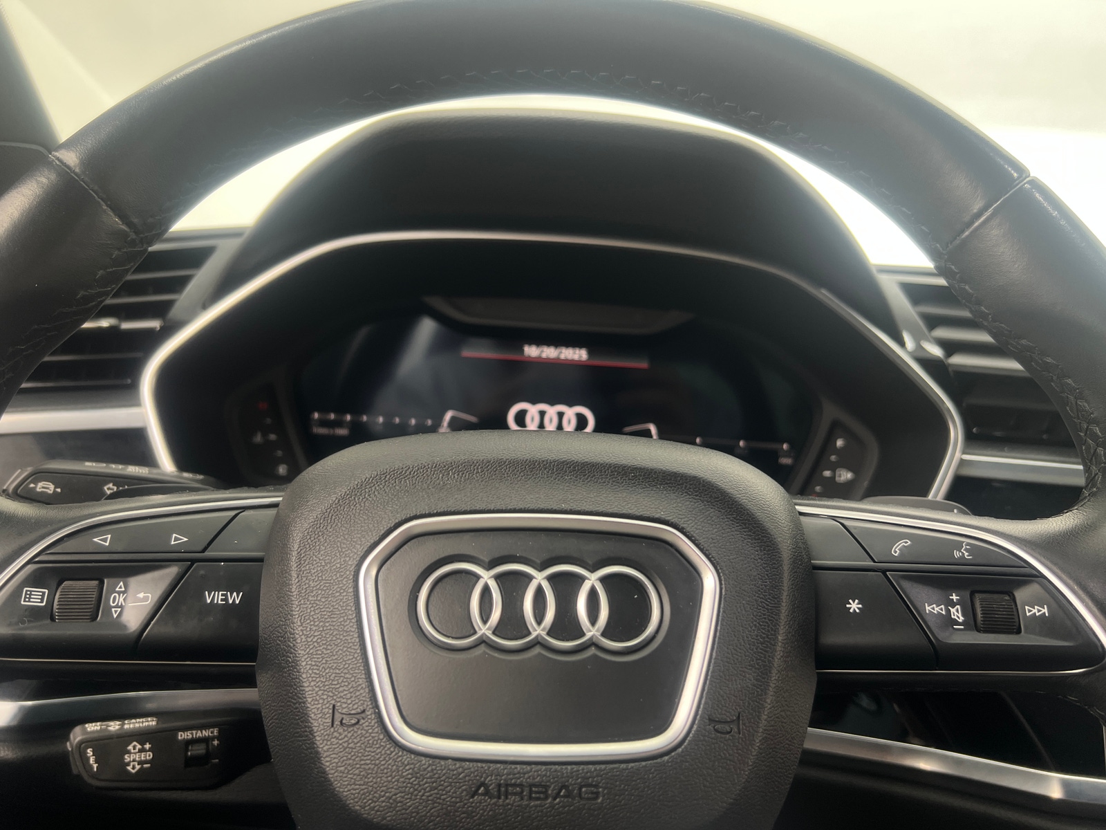 Thumbnail: 2022 Audi Q3 - 4