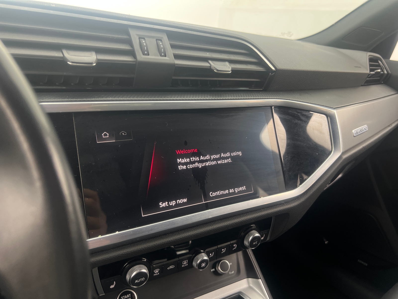 Thumbnail: 2022 Audi Q3 - 3