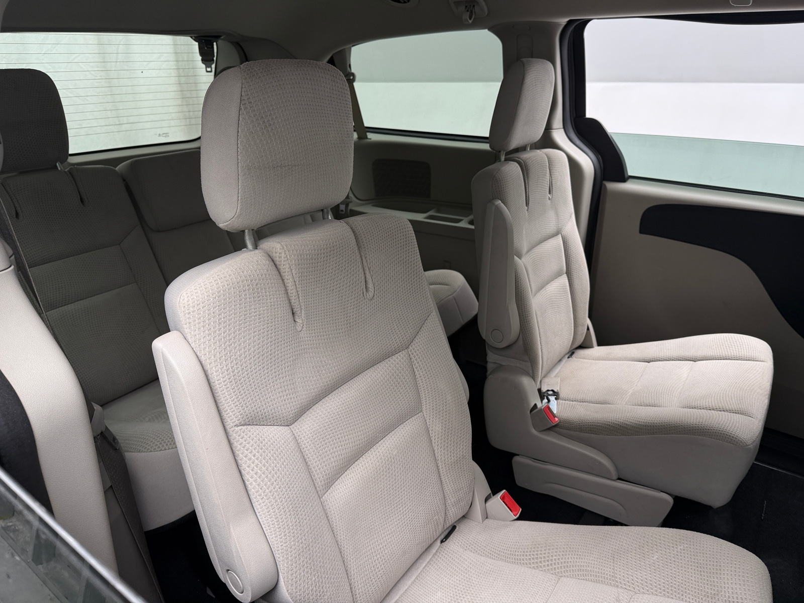 Thumbnail: 2019 Dodge Grand Caravan - 6