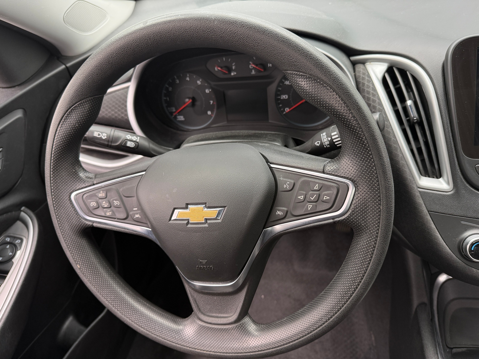 Thumbnail: 2024 Chevrolet Malibu - 5