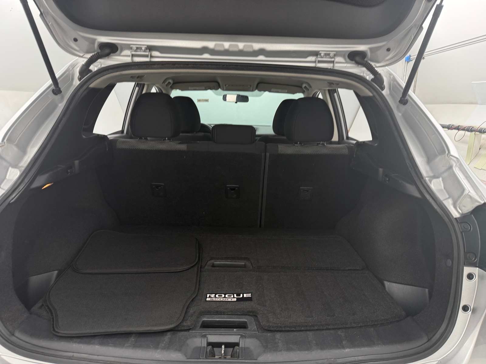 Thumbnail: 2017 Nissan Rogue Sport - 7