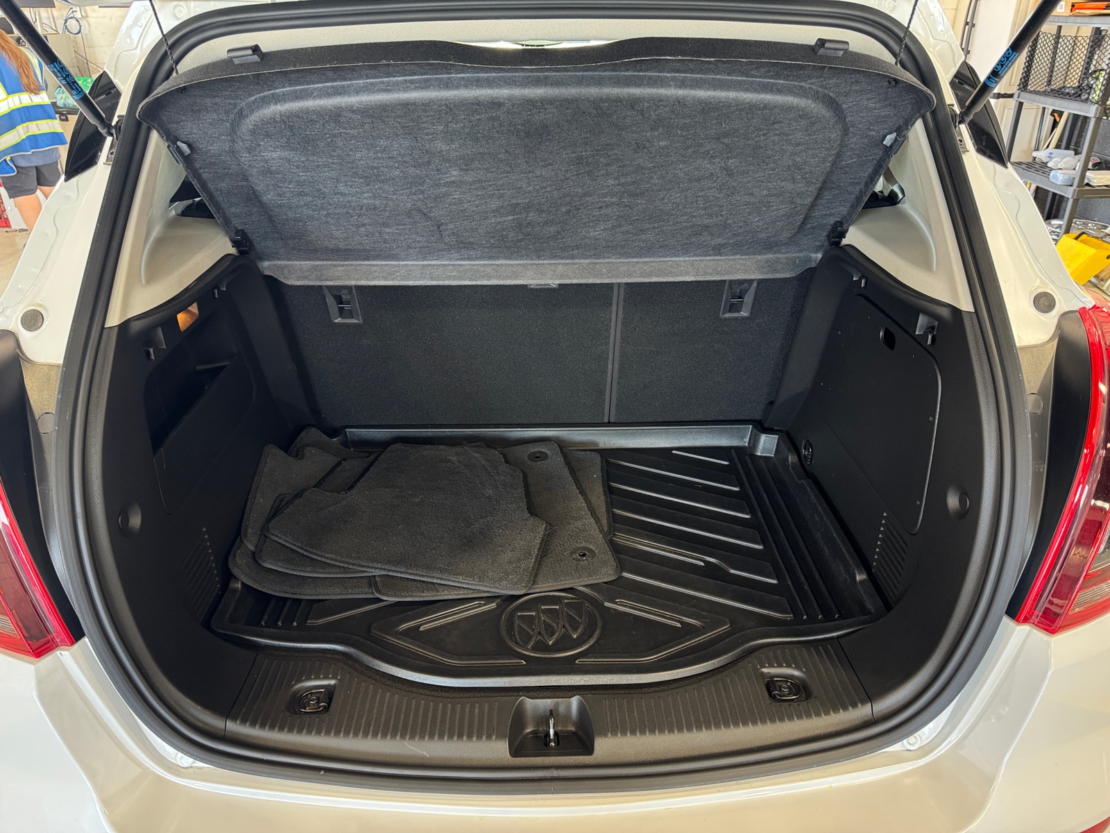 Thumbnail: 2018 Buick Encore - 6