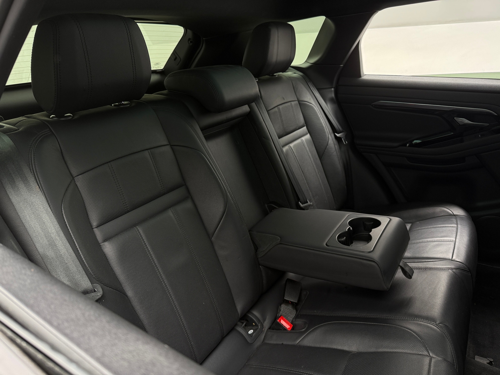 Thumbnail: 2020 Land Rover Range Rover Evoque - 5