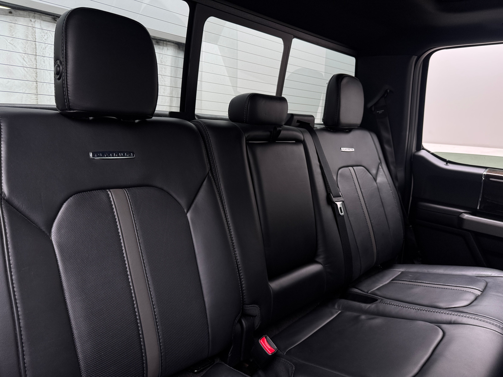 Thumbnail: 2017 Ford Econoline - 5