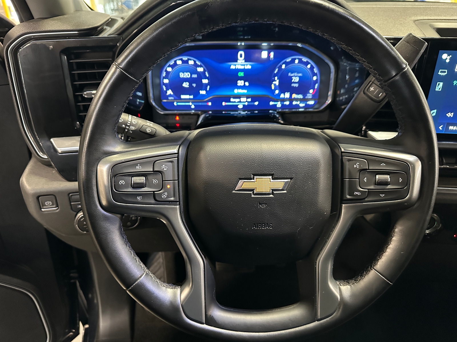 Thumbnail: 2023 Chevrolet Silverado 1500 - 5