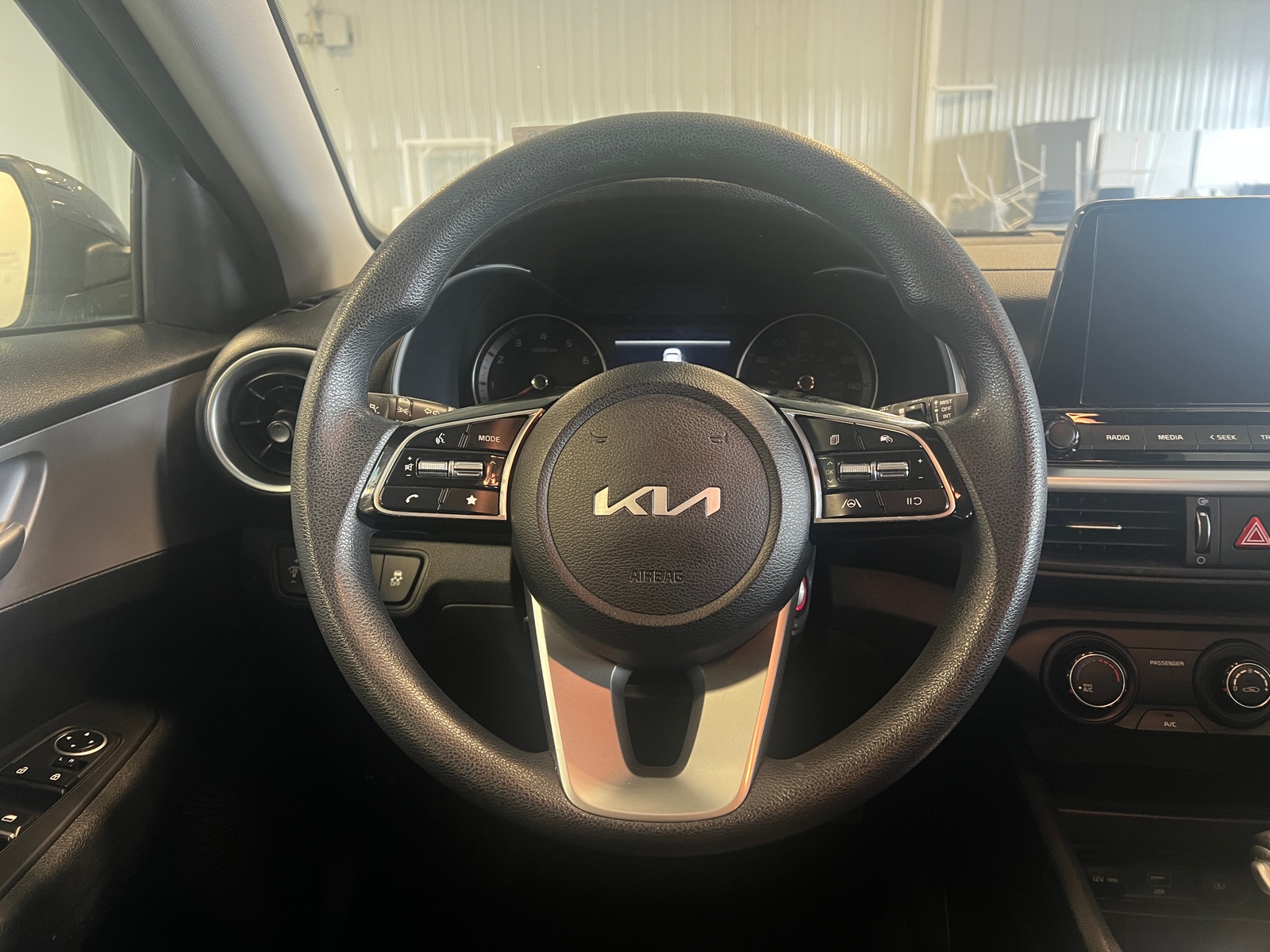 Thumbnail: 2024 Kia Forte - 5