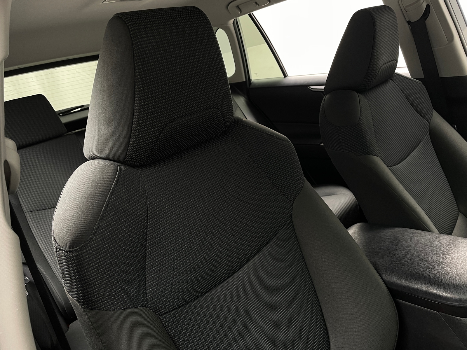 Thumbnail: 2021 Toyota RAV4 - 2