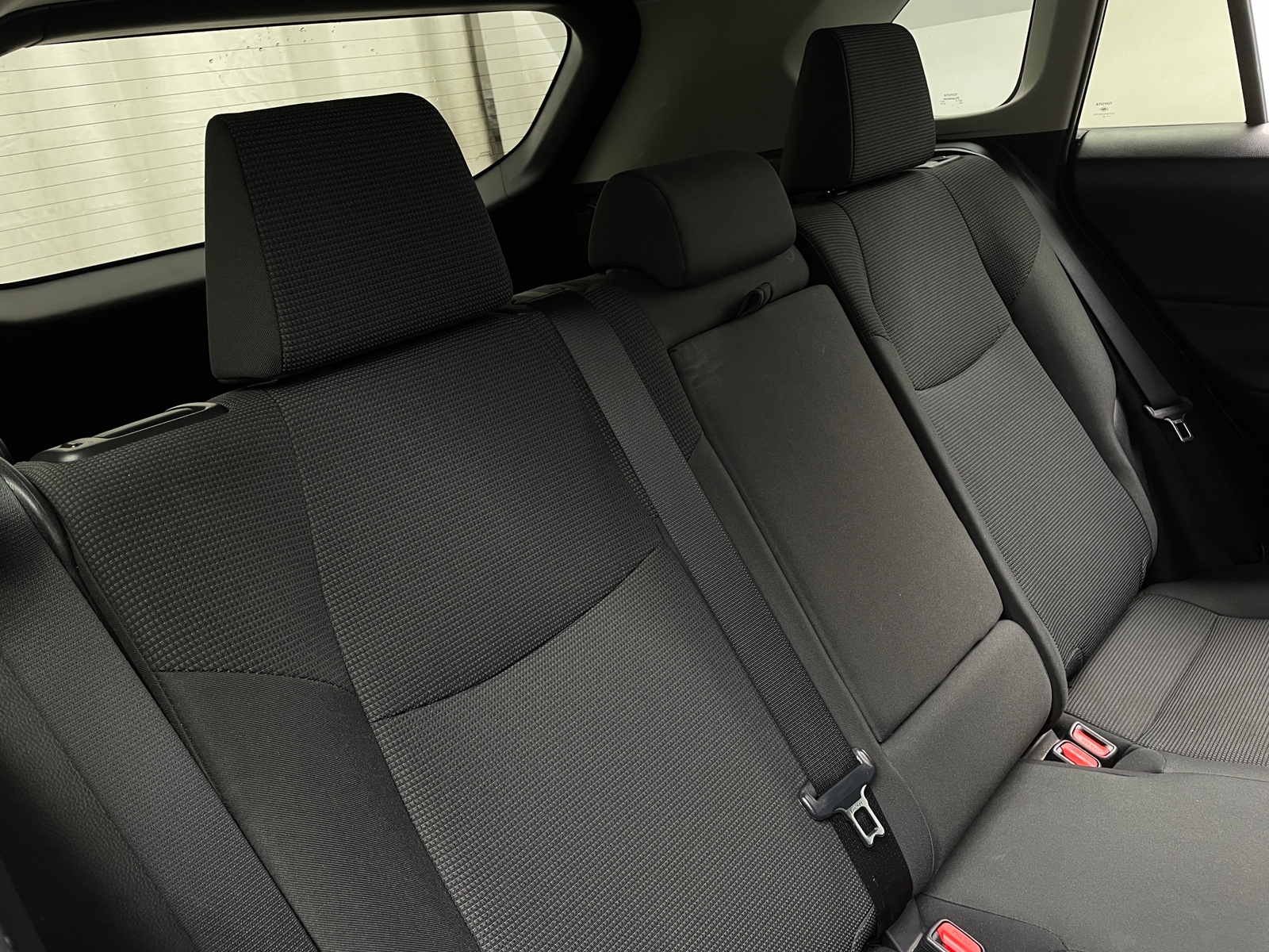 Thumbnail: 2021 Toyota RAV4 - 6