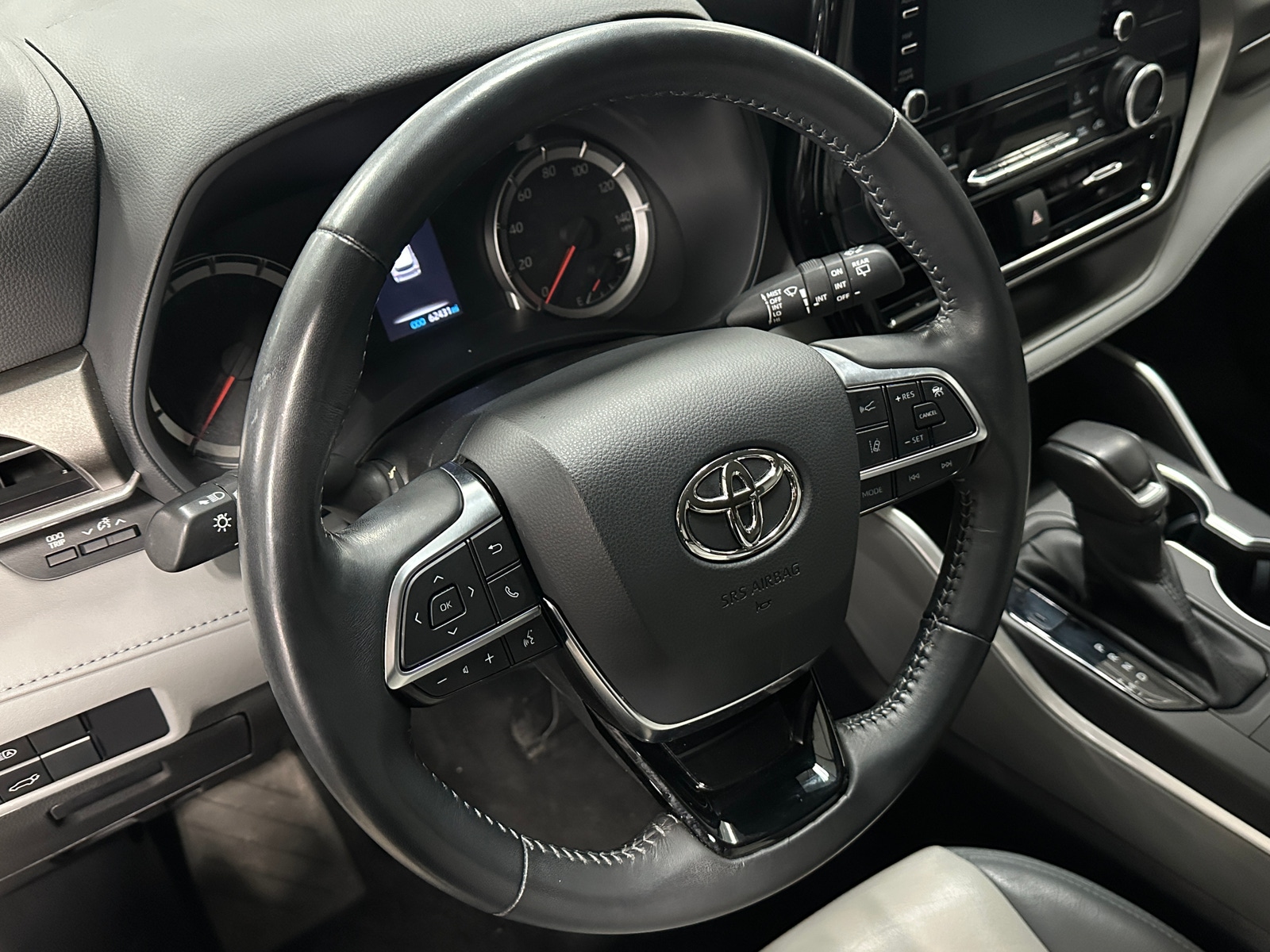 Thumbnail: 2021 Toyota Highlander - 5