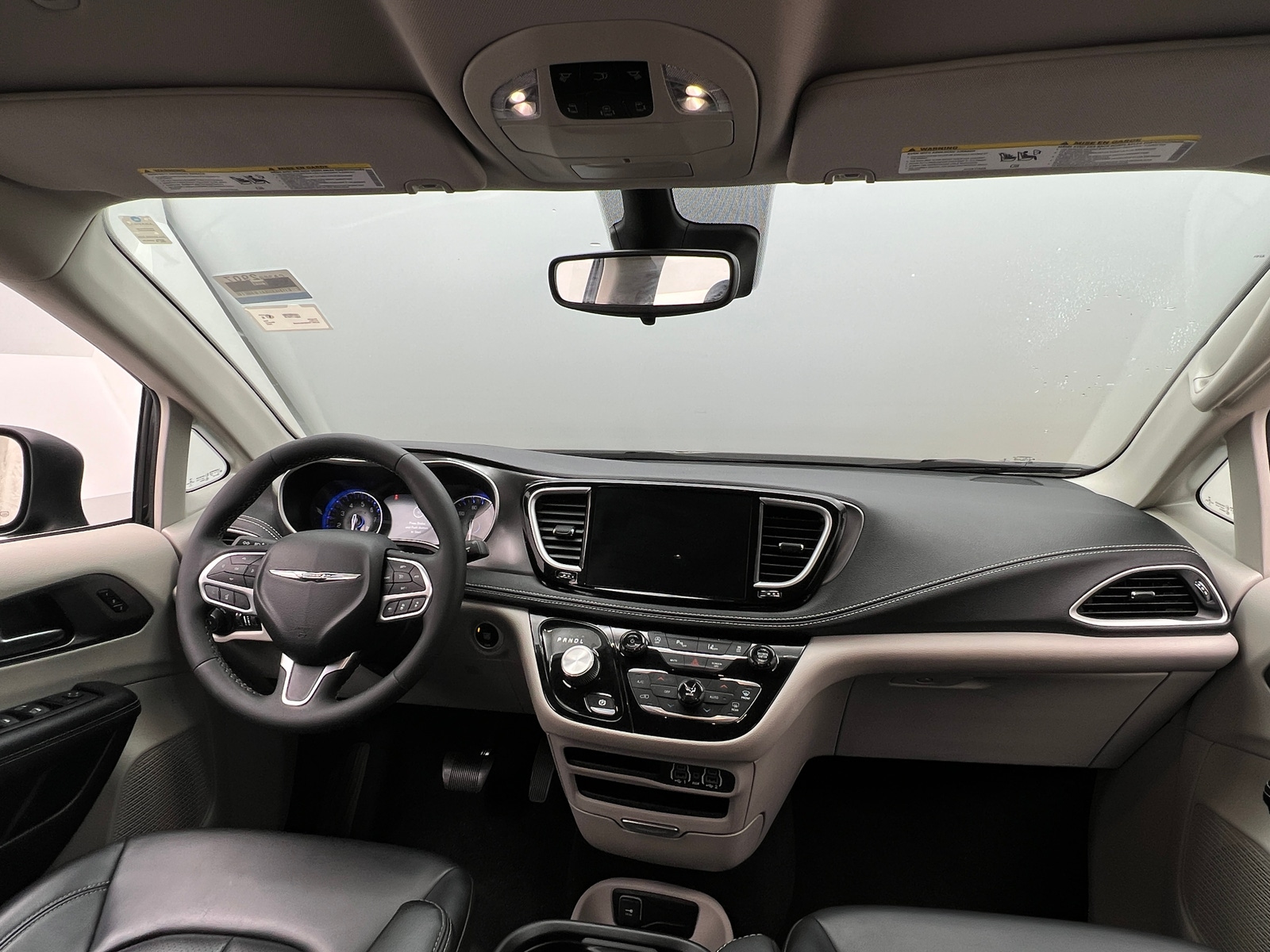 Thumbnail: 2023 Chrysler Pacifica - 2