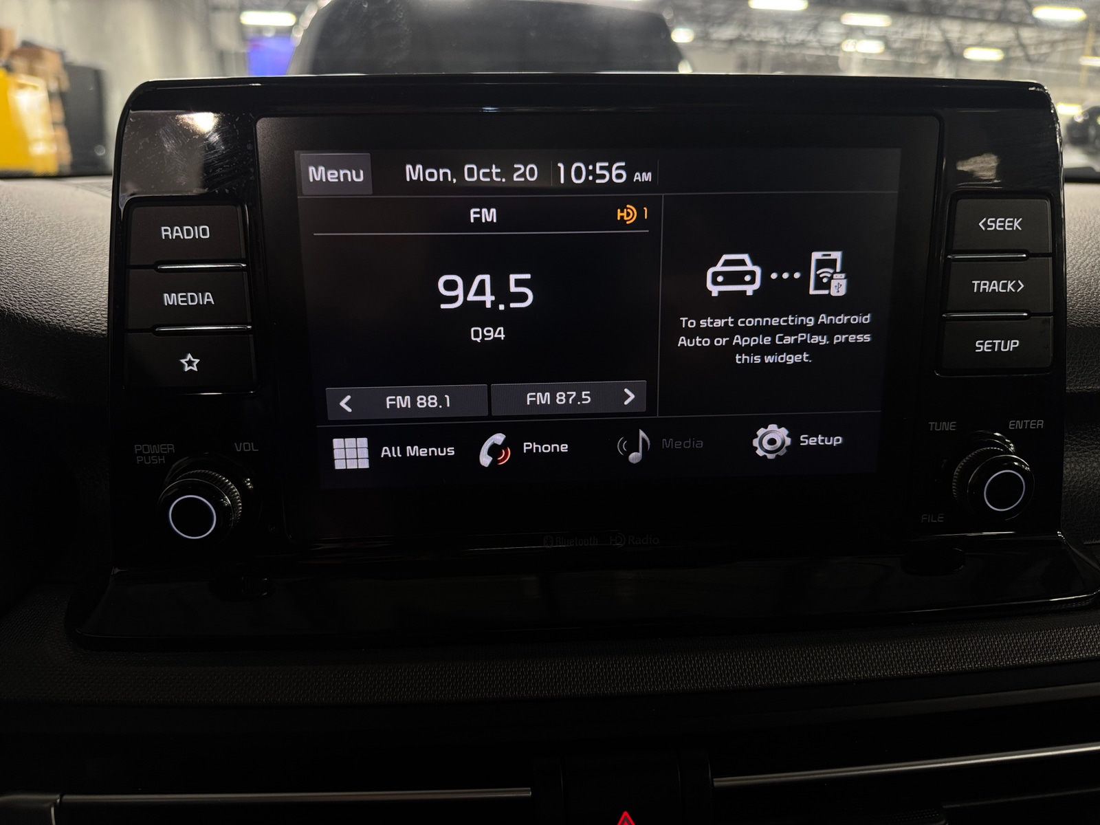 Thumbnail: 2023 Kia Seltos - 4