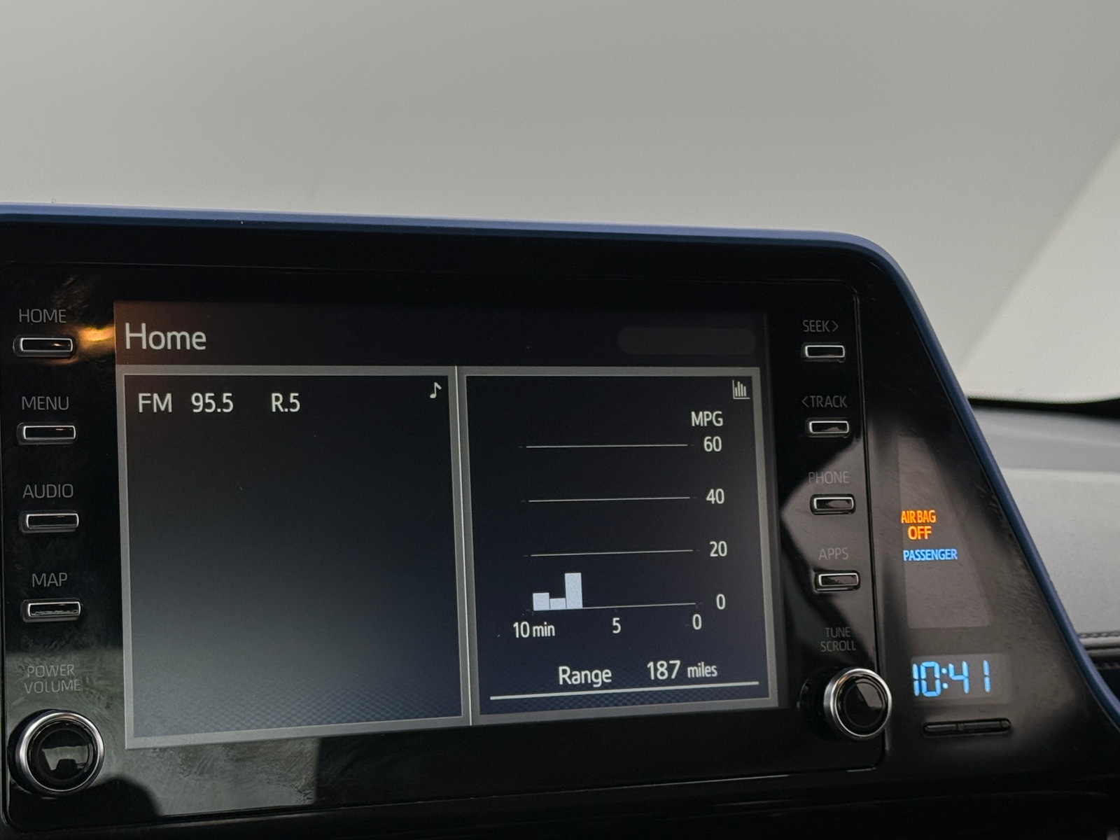 Thumbnail: 2019 Toyota C-HR - 4