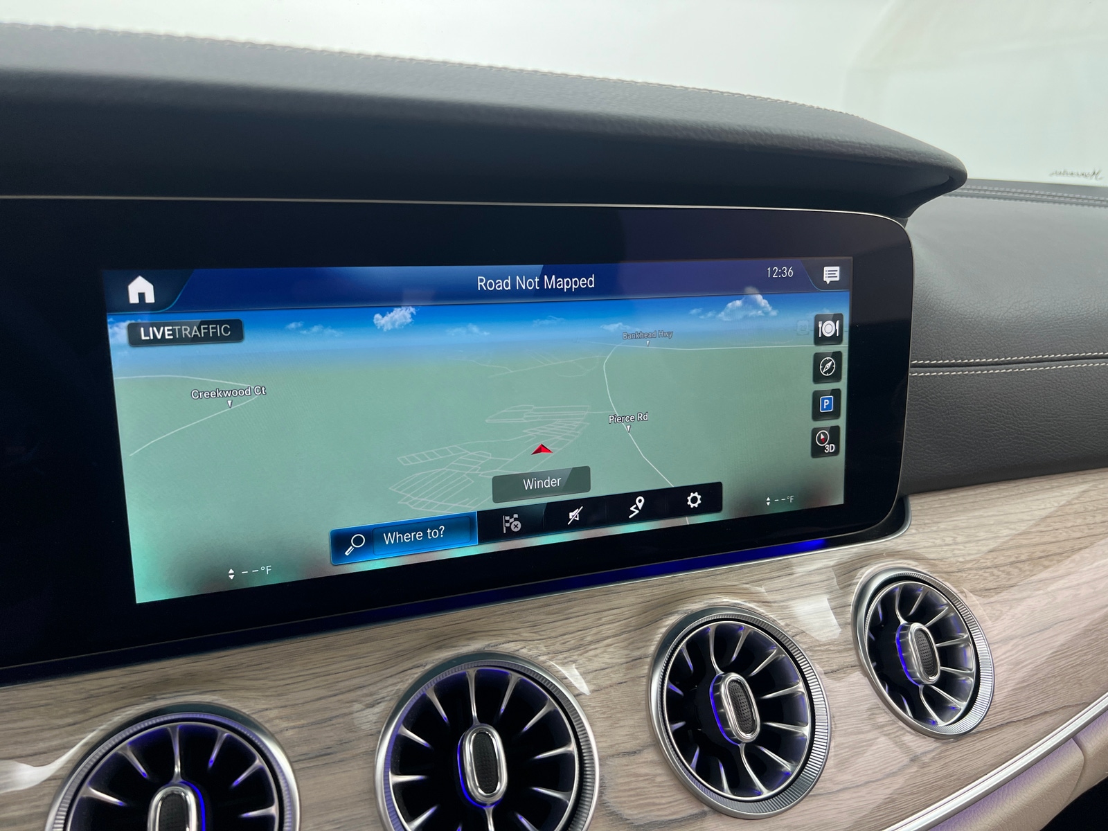 Thumbnail: 2023 Mercedes-Benz E-Class - 3