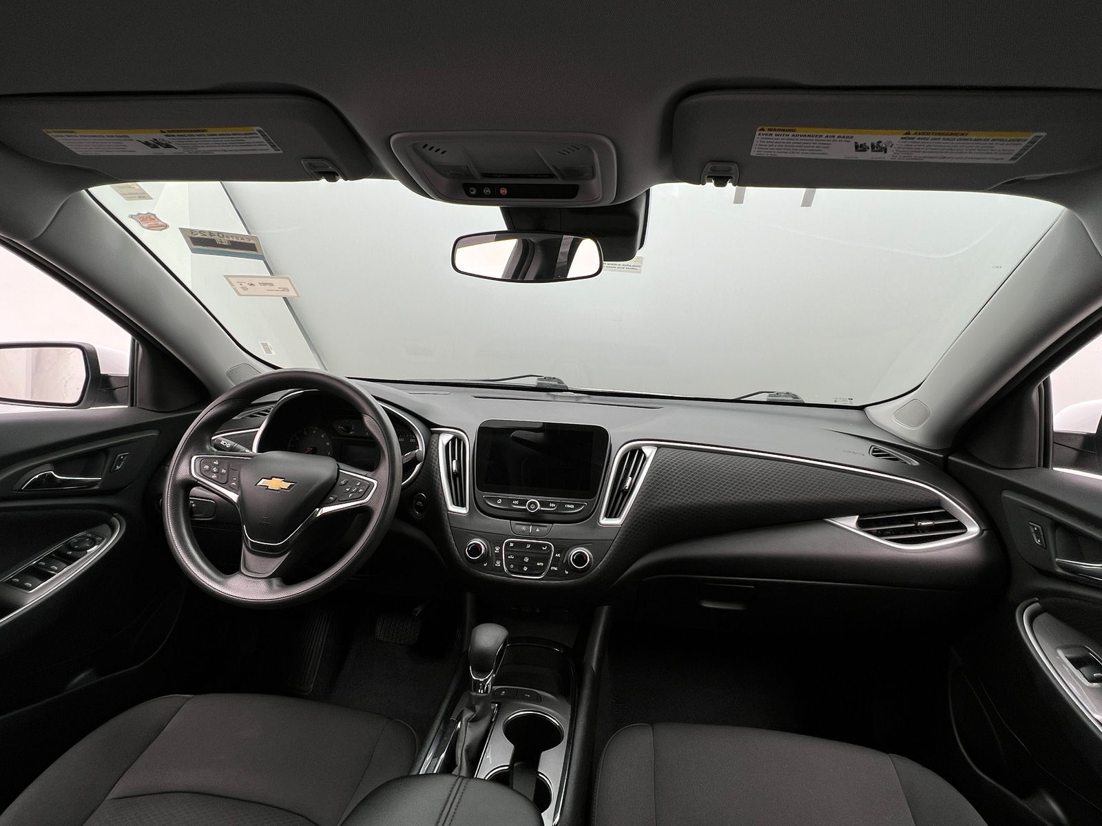 Thumbnail: 2024 Chevrolet Malibu - 3