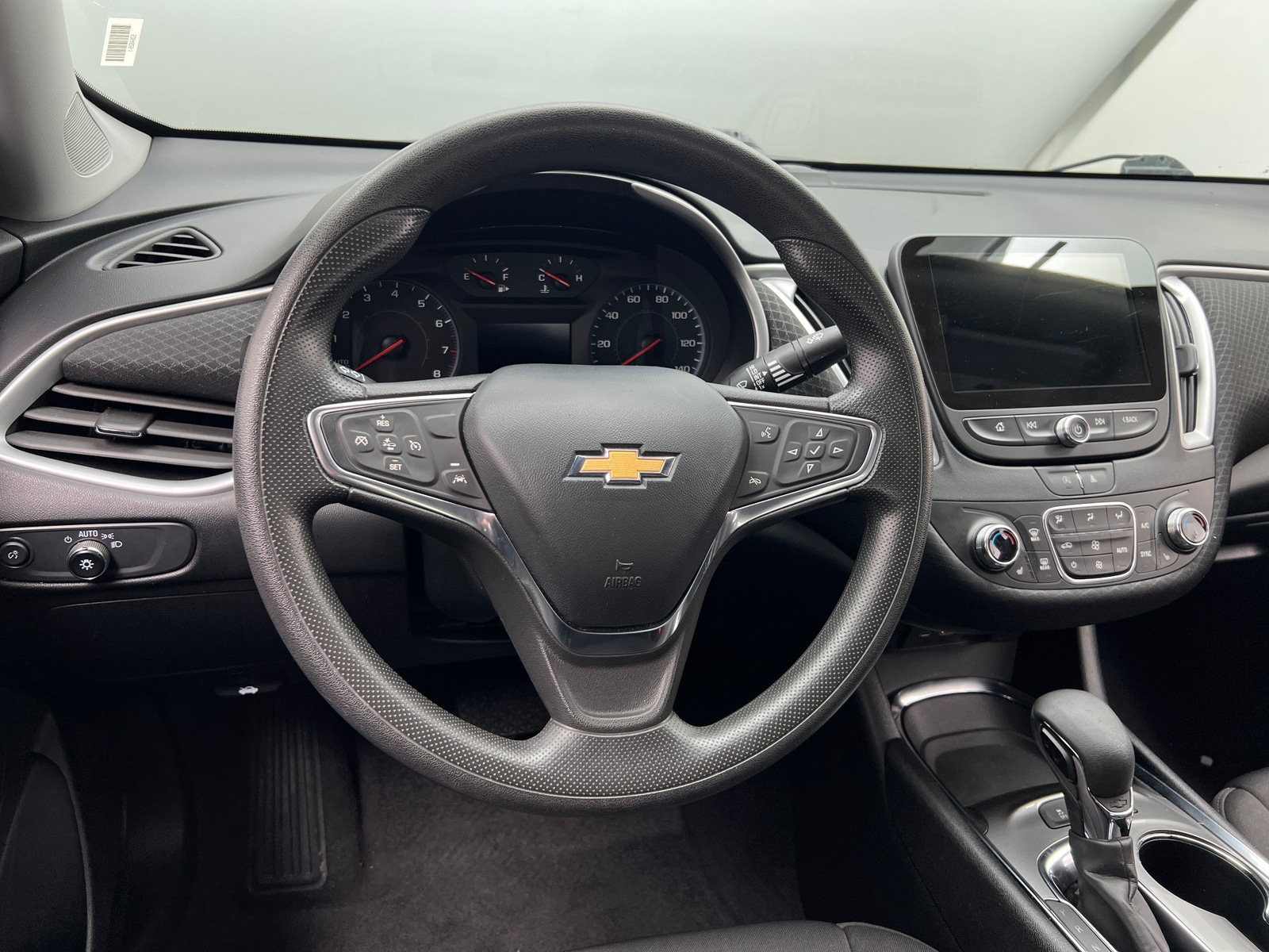 Thumbnail: 2024 Chevrolet Malibu - 5