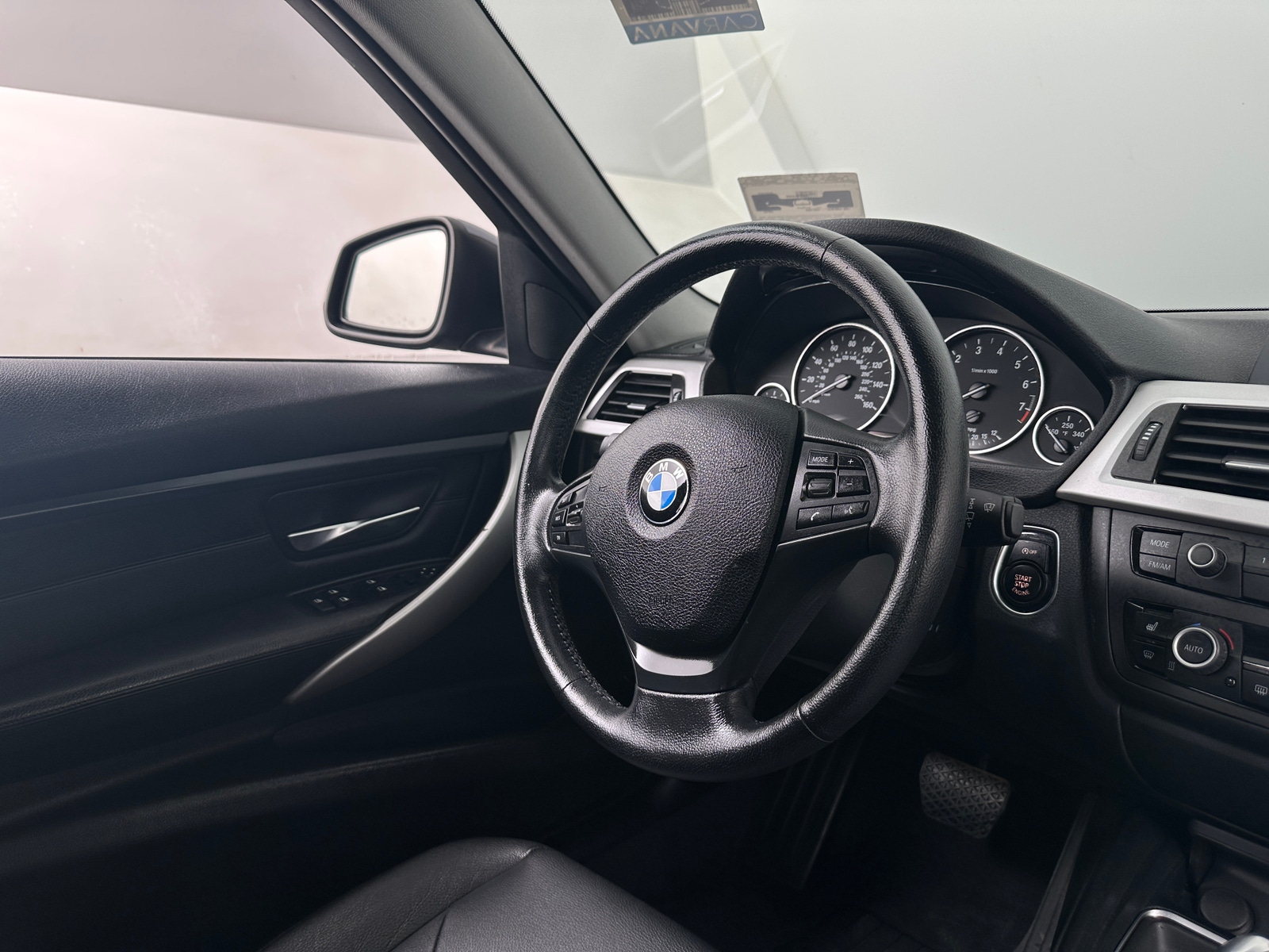Thumbnail: 2013 BMW 3 Series - 4