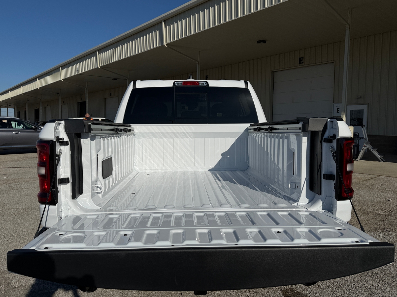 Thumbnail: 2026 RAM 1500 - 7